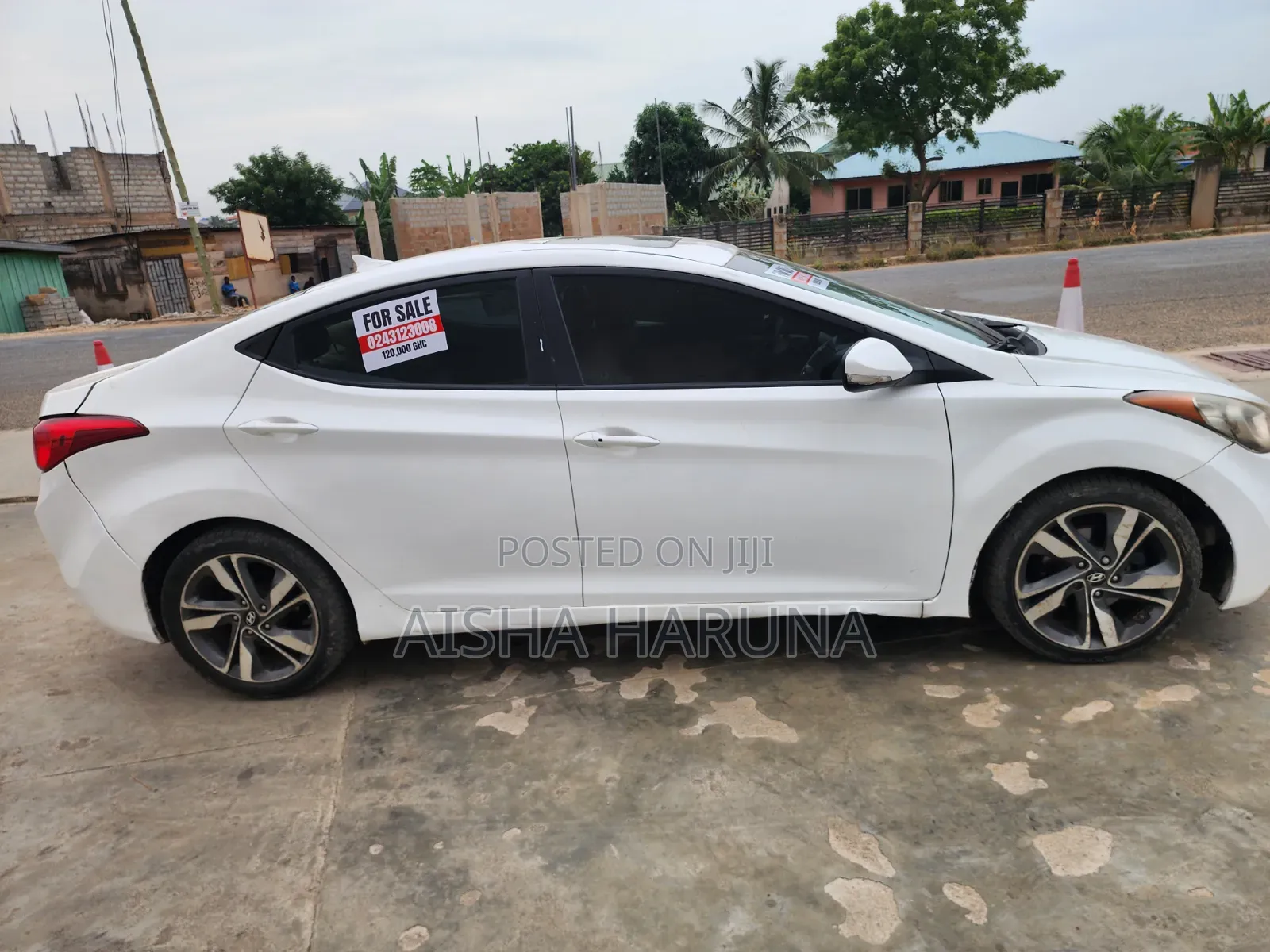 Hyundai Elantra Limited Sedan FWD (1.8L 4cyl 6A) 2013 White