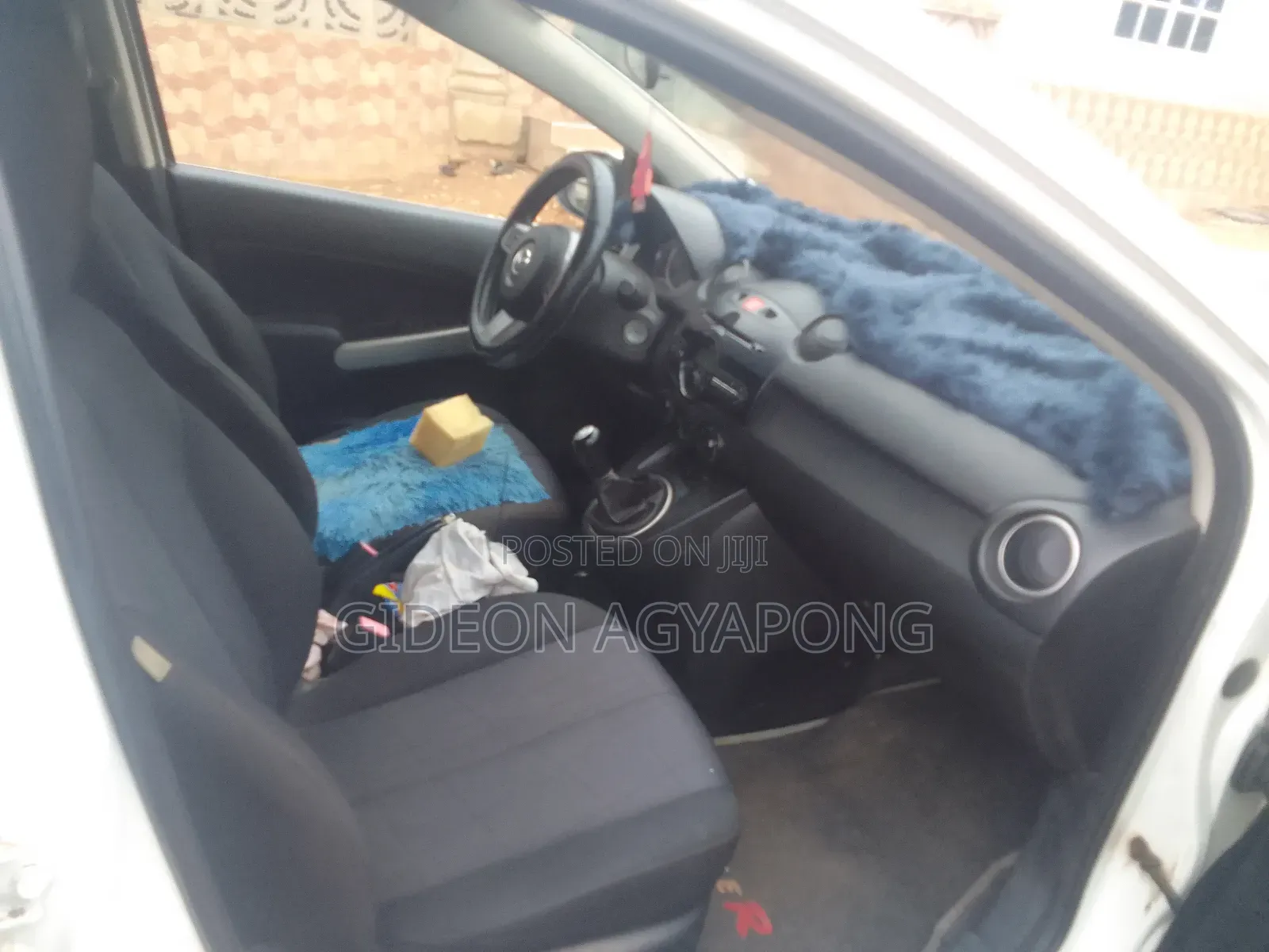 Mazda 2 1.5 Touring 2011 White