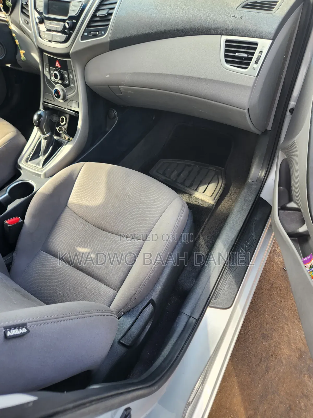 Hyundai Elantra 2016 Silver