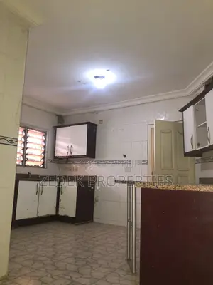 3bdrm Apartment in Kwabenya, Ashomang Estate for rent