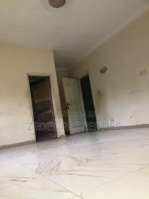 3bdrm Apartment in Kwabenya, Ashomang Estate for rent