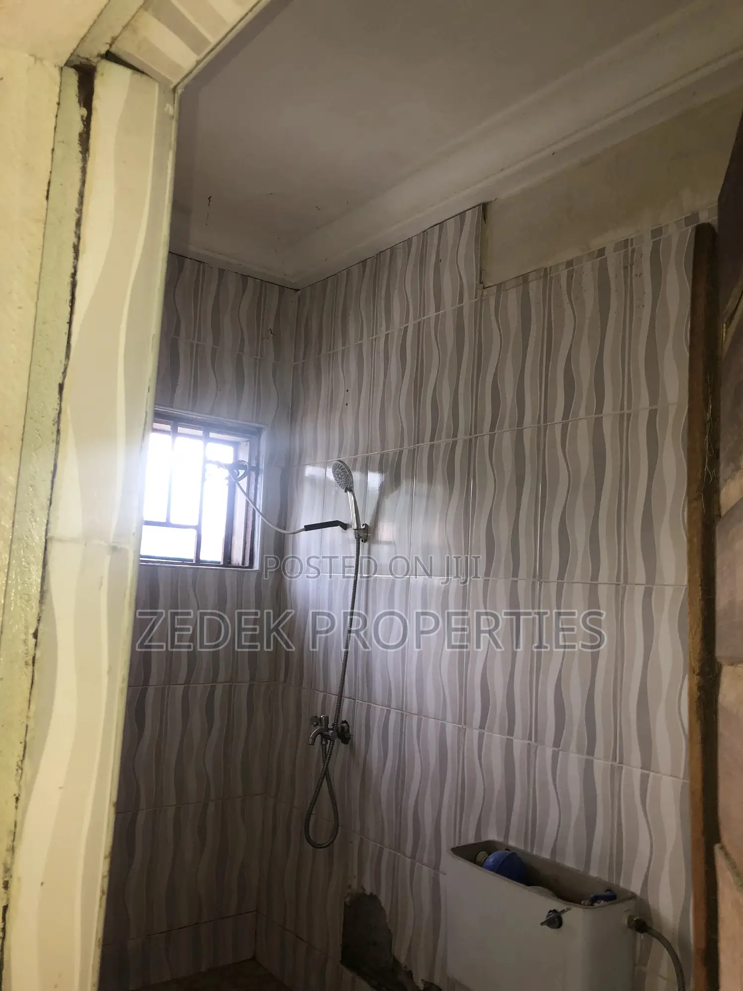 3bdrm Apartment in Kwabenya, Ashomang Estate for rent