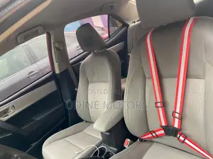 Toyota Corolla 2014 Red