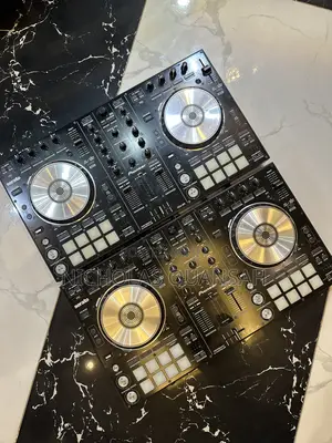 Pioneer DDJ Sr Dj Controller