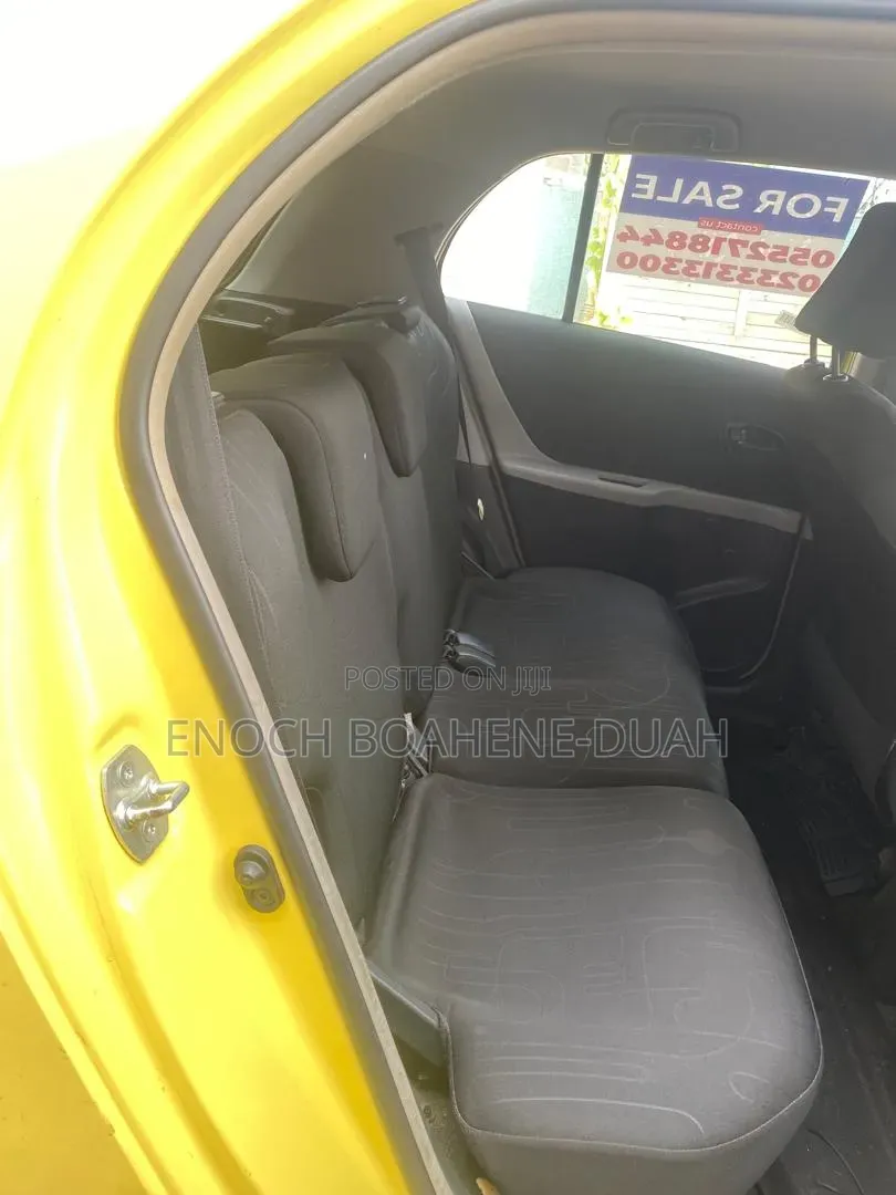 Toyota Yaris 2009 Yellow