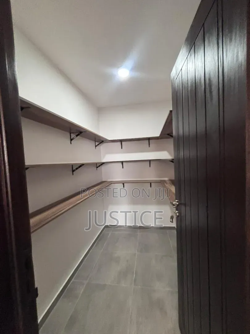 4bdrm House in Cantonments, US Embassy Area for sale