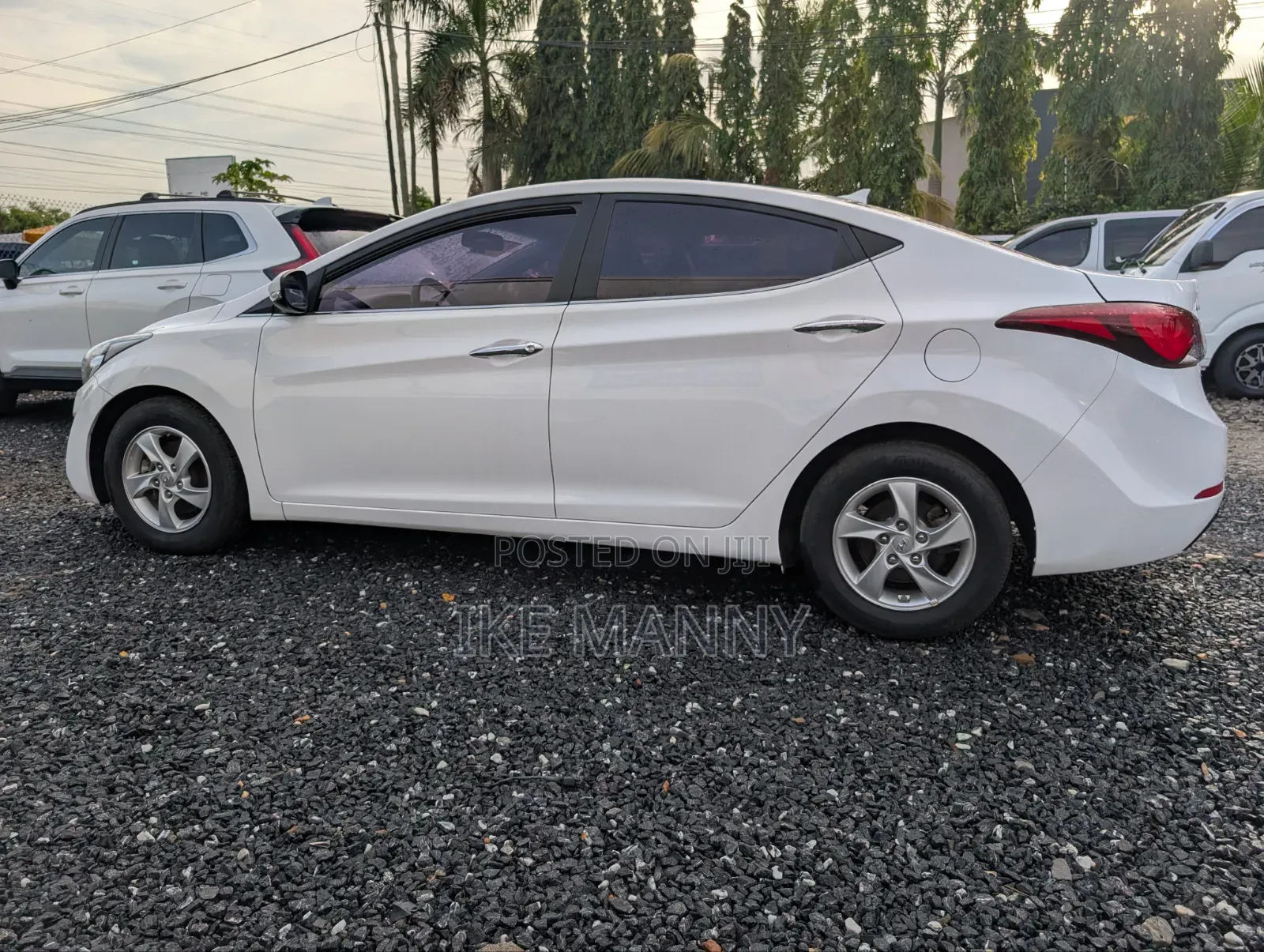 Hyundai Avante 2015 White