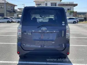 Toyota Voxy 2009