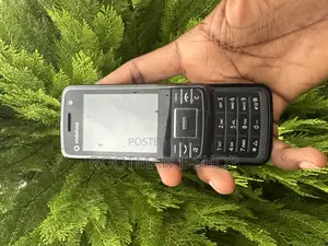 Vodafone 830i Black