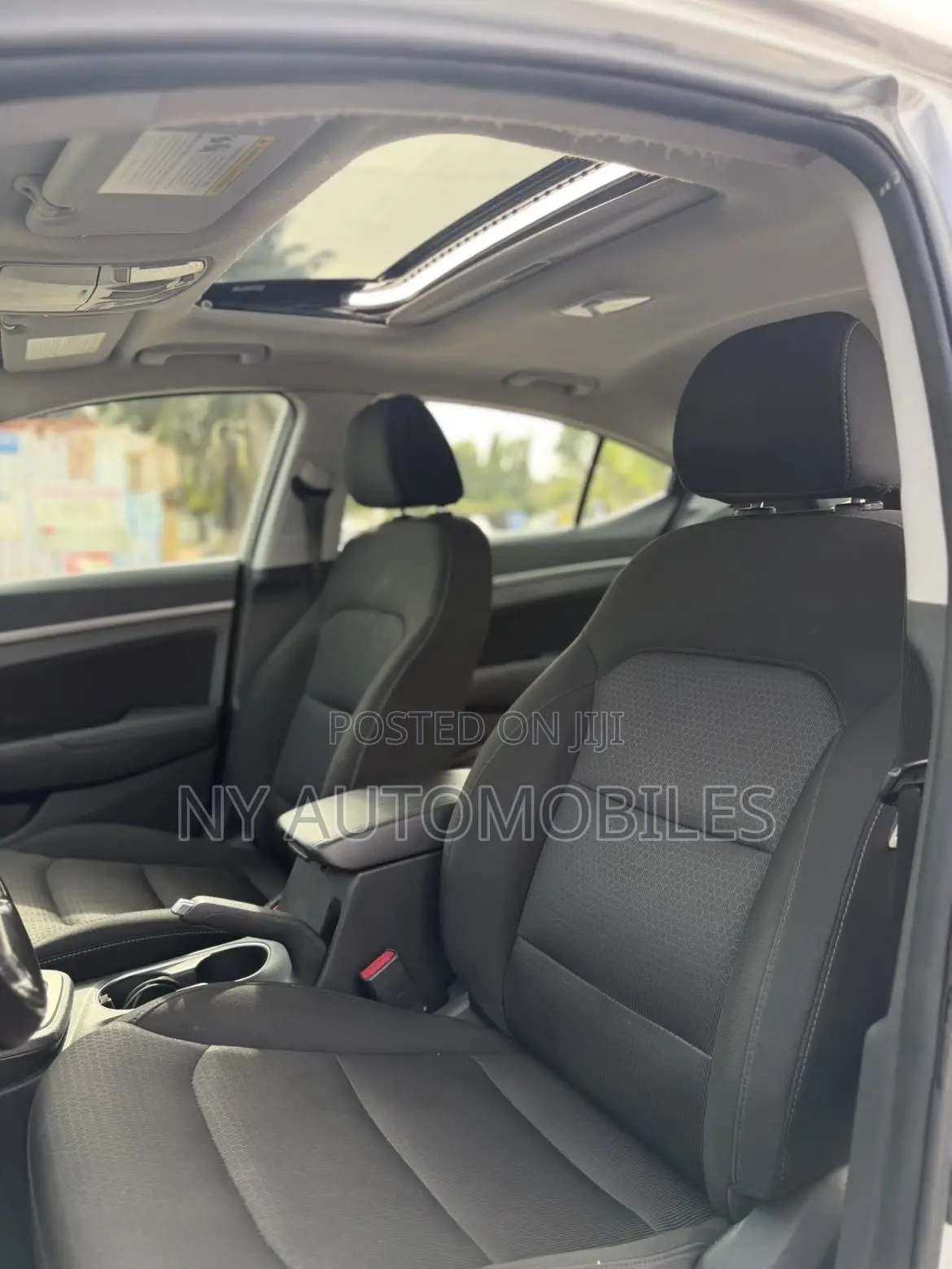 Hyundai Elantra Limited Sedan FWD (2.0L 4cyl 6A) 2017 Gray
