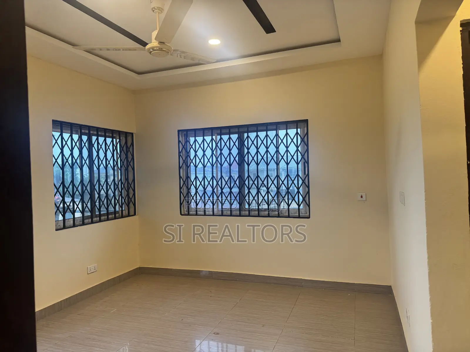 2bdrm Apartment in Community 16, Sakumono for rent