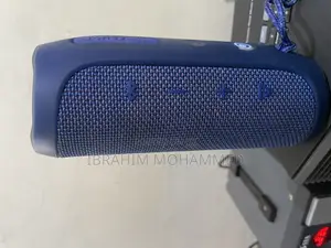 JBL Flip 4