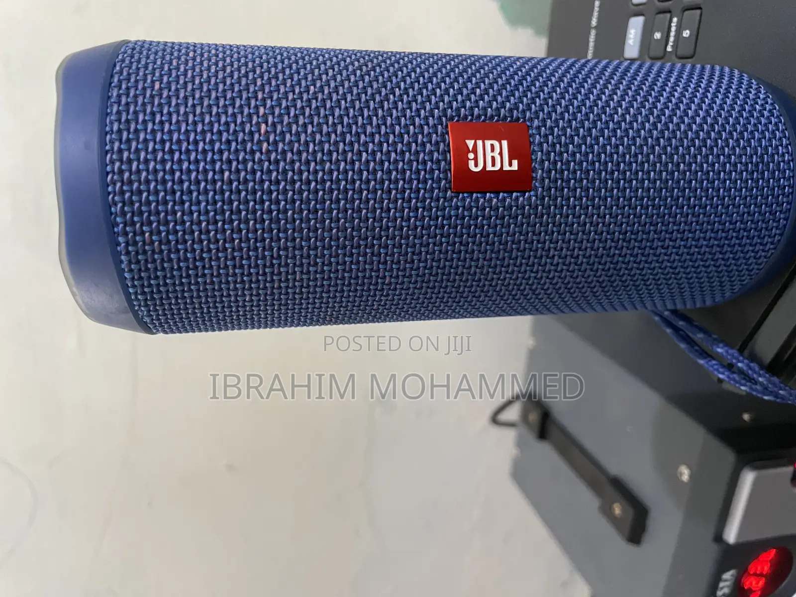 JBL Flip 4