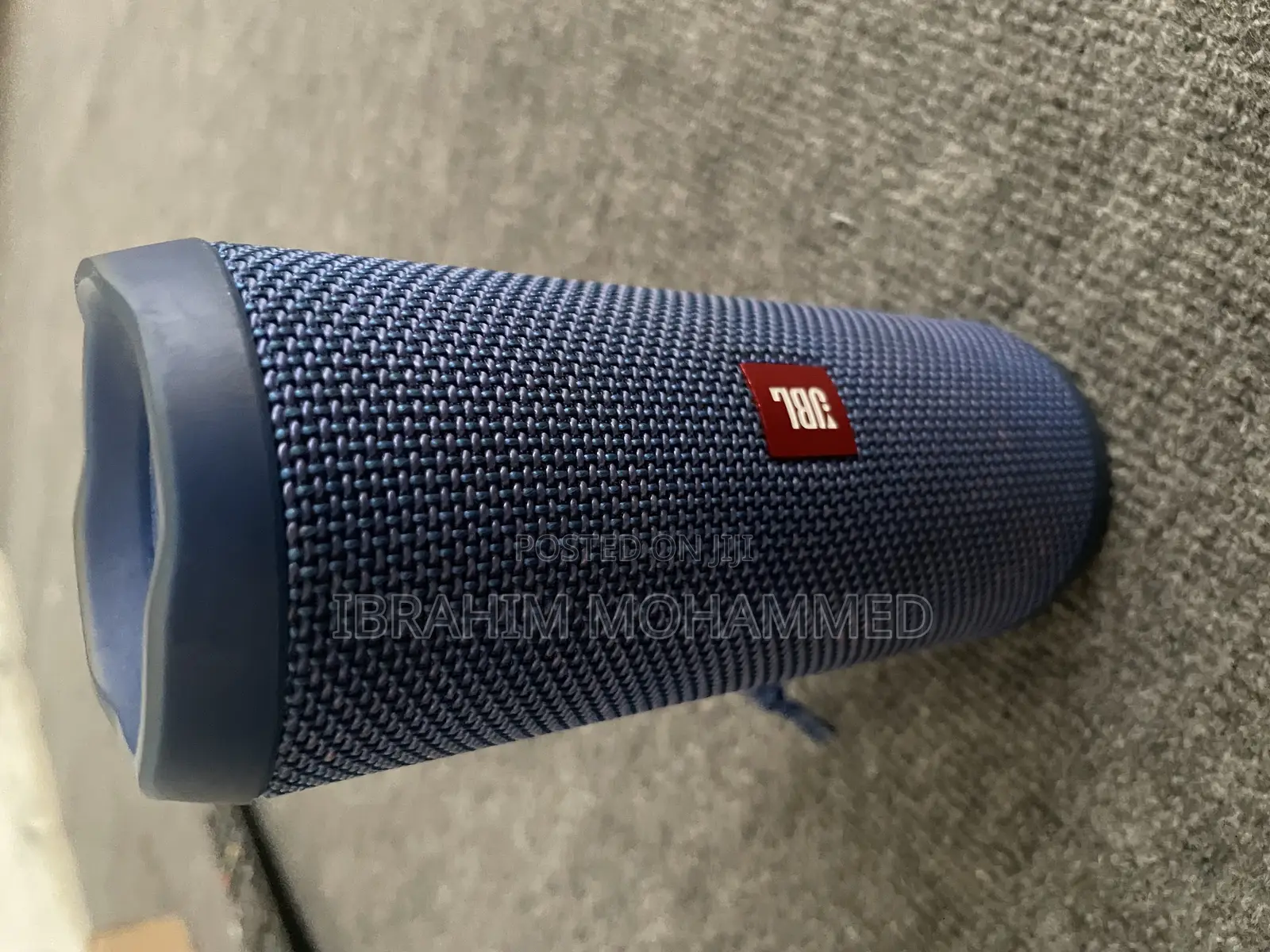 JBL Flip 4