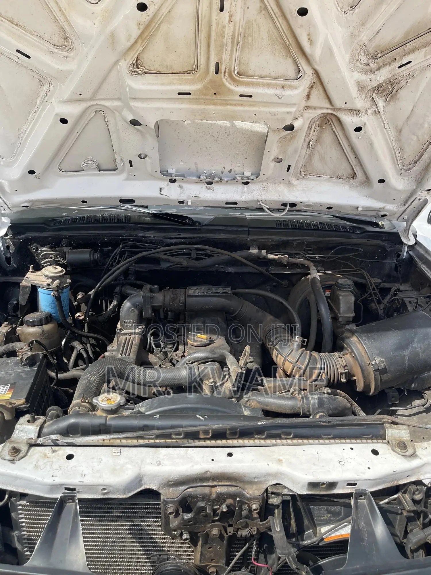 Nissan Hardbody 2014 White