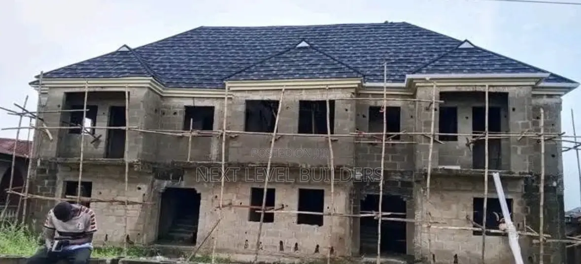 Parapets Combine Strength and Classic Design