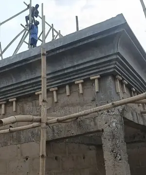 Parapets Combine Strength and Classic Design