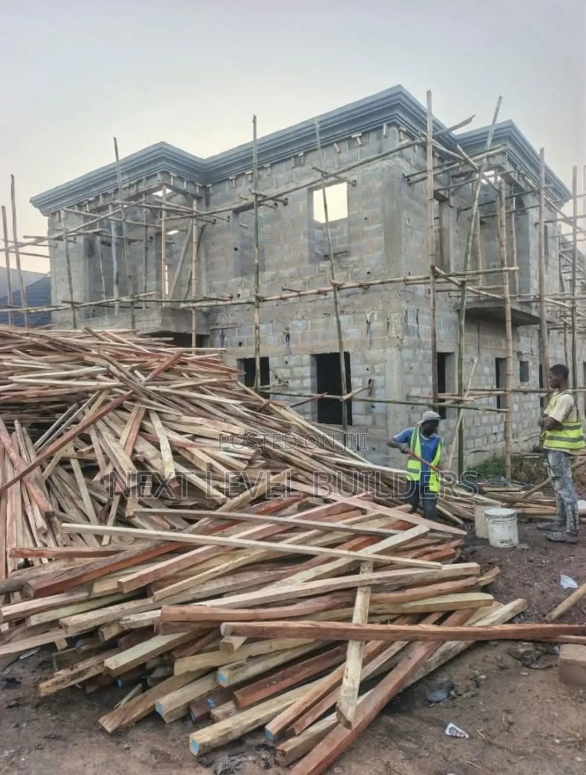 Parapets Combine Strength and Classic Design