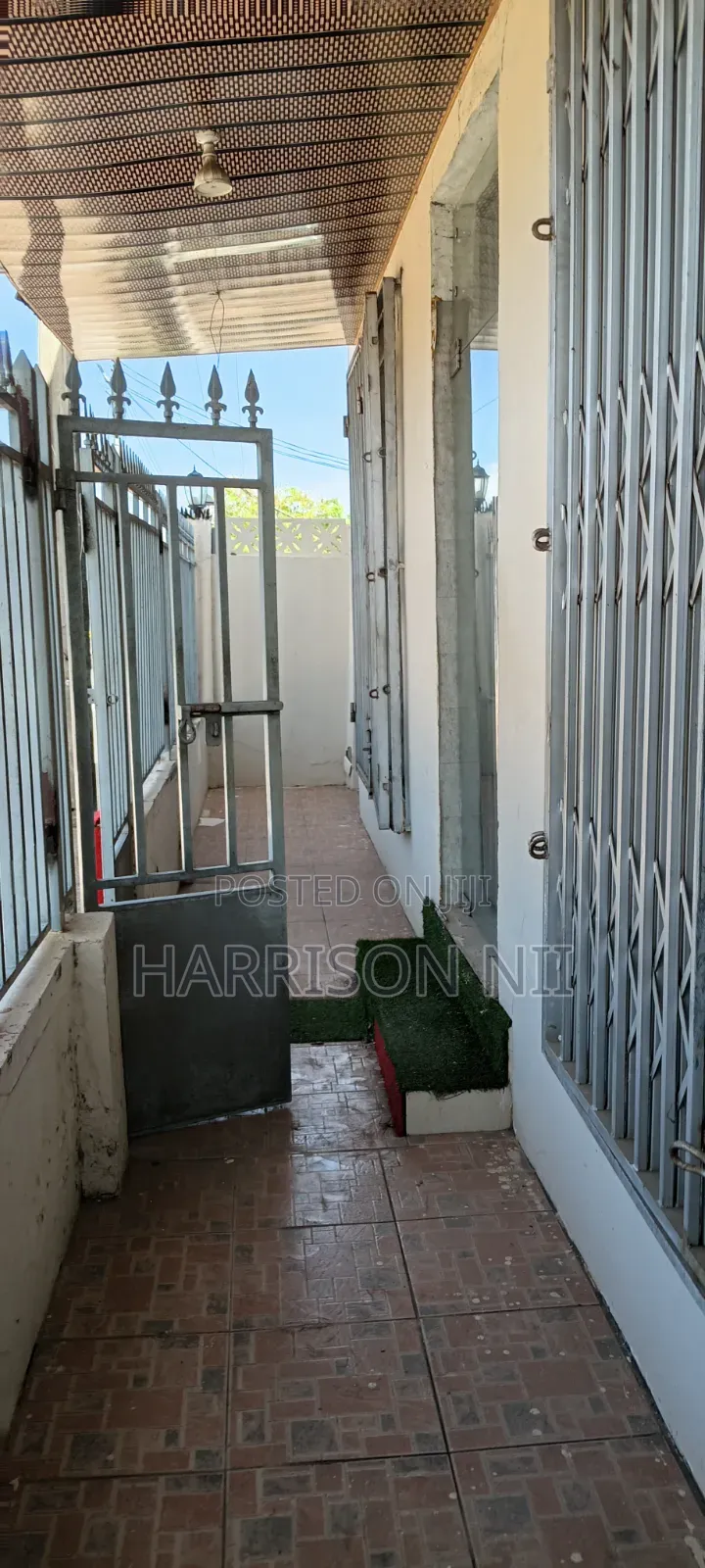 Mini Office Space for Rent at Teshie Nugua Estate