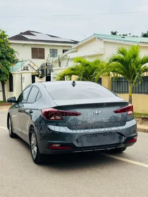 Hyundai Elantra SE 2019 Silver