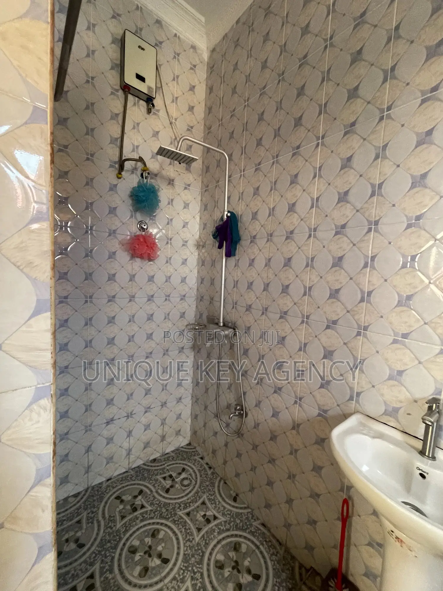 2bdrm Apartment in Unique Key Agency, Tseaddo for rent
