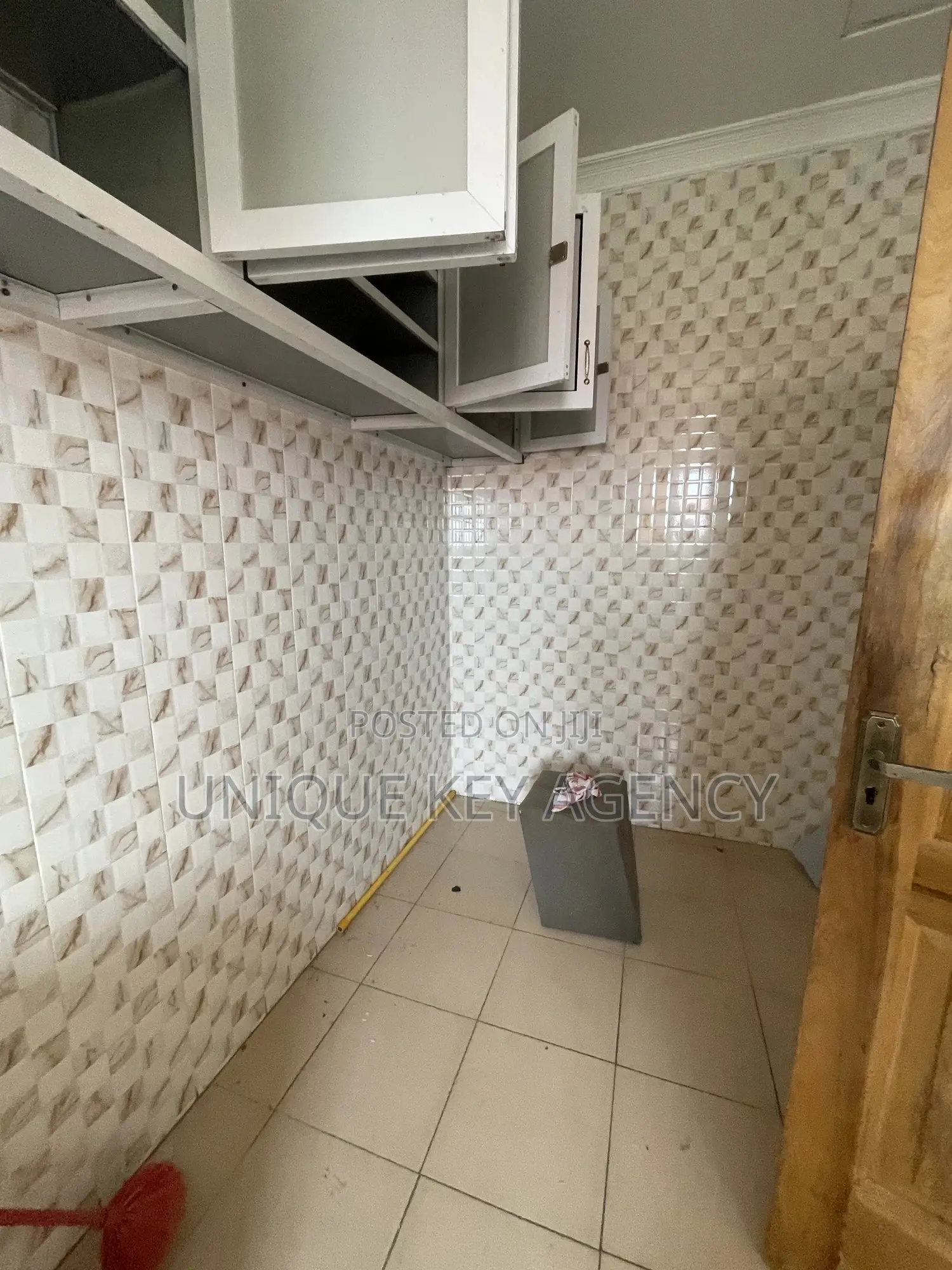 2bdrm Apartment in Unique Key Agency, Tseaddo for rent