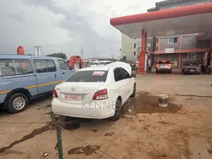 Toyota Belta 2010 White