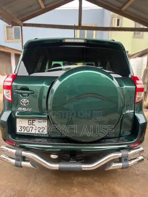 Toyota RAV4 2014 Green