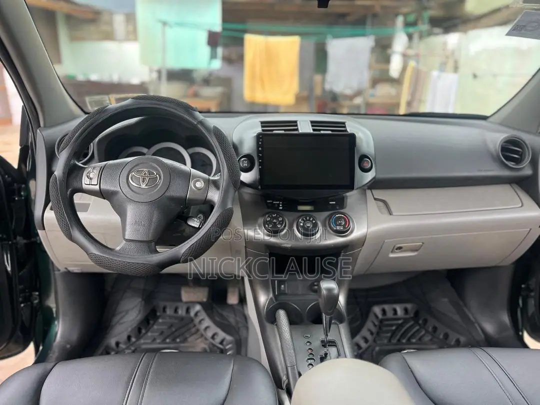 Toyota RAV4 2014 Green