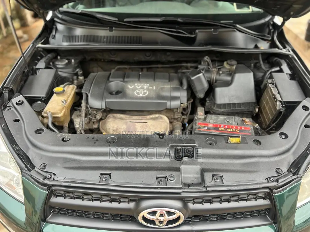 Toyota RAV4 2014 Green
