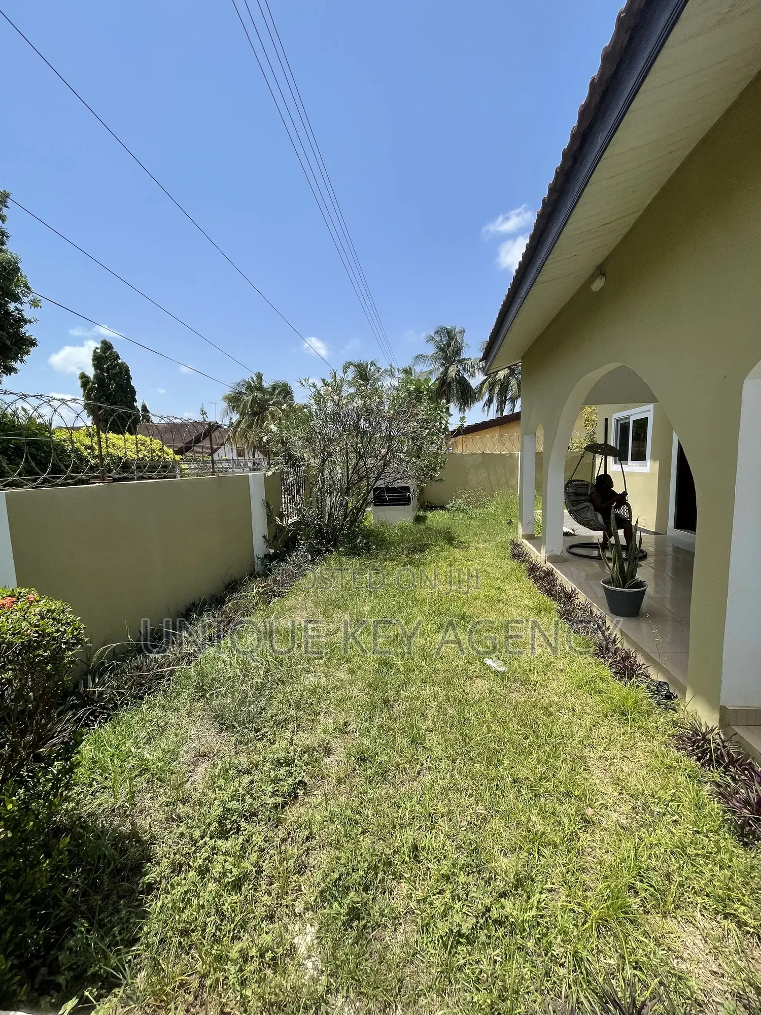 4bdrm House in Unique Key Agency, Manet Court for rent