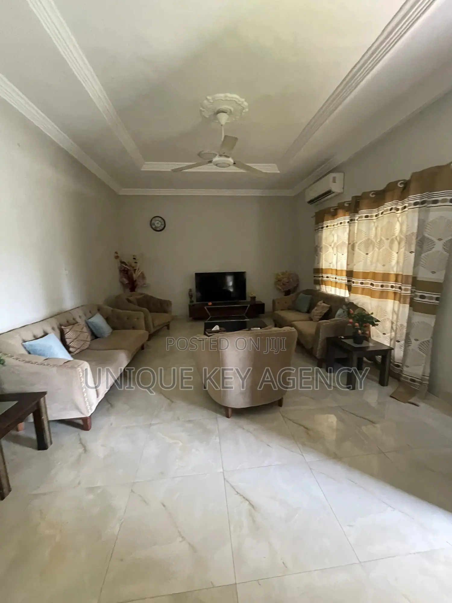 4bdrm House in Unique Key Agency, Manet Court for rent
