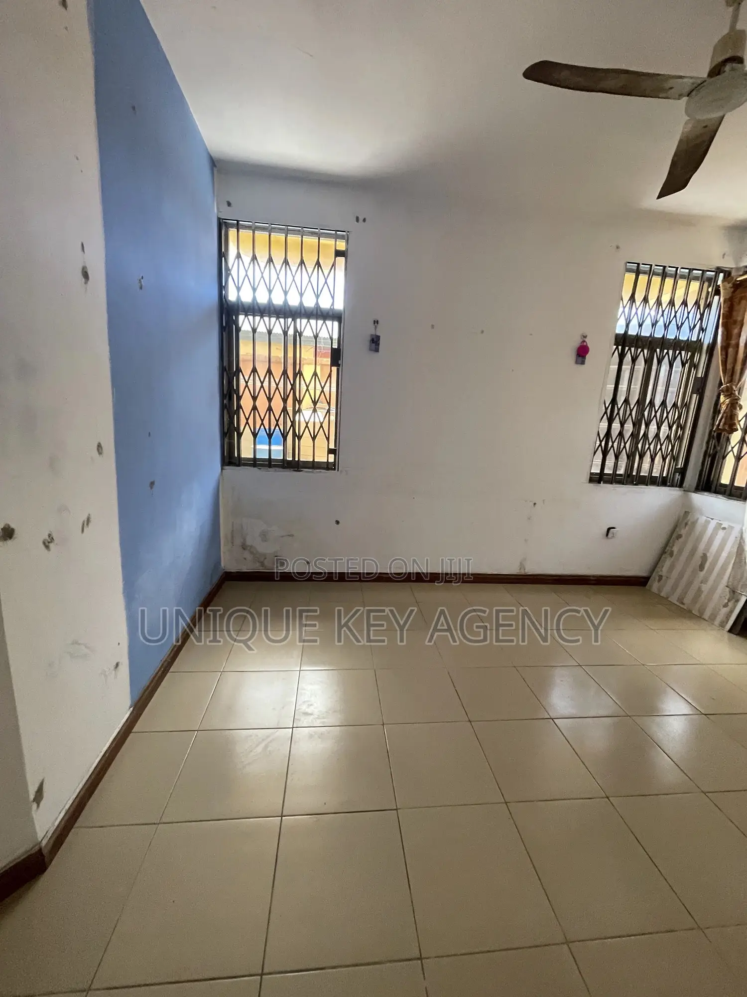 Single Room With Shared Kitchen And Bathroom