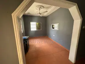 4bdrm Apartment in Pokuase for rent