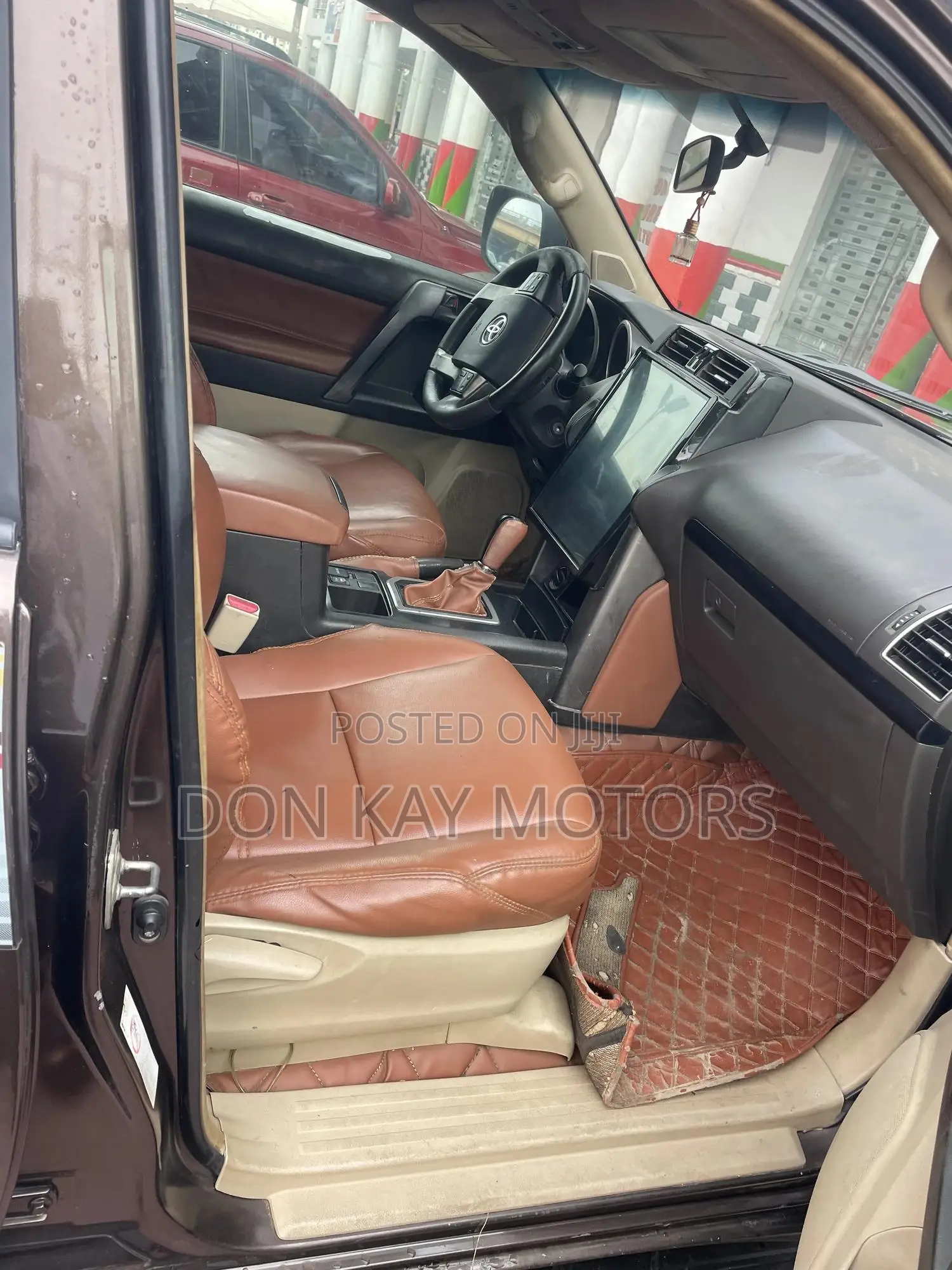 Toyota Land Cruiser Prado 2.7 i 2011 Brown