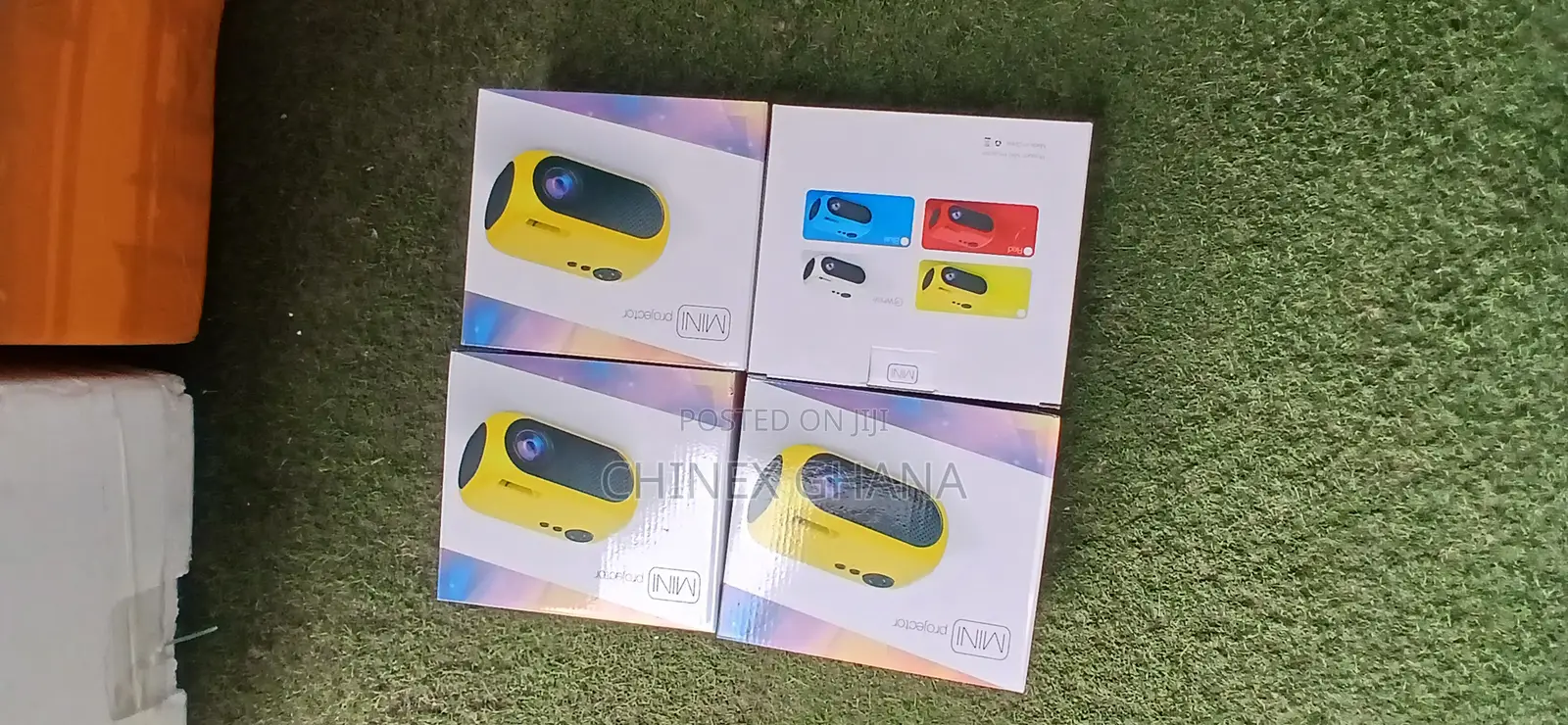M24 Mini Projector