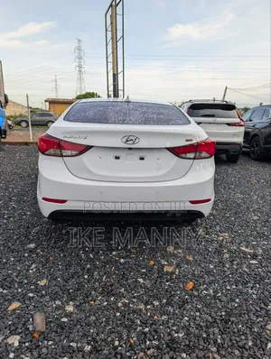 Hyundai Avante 2015 White
