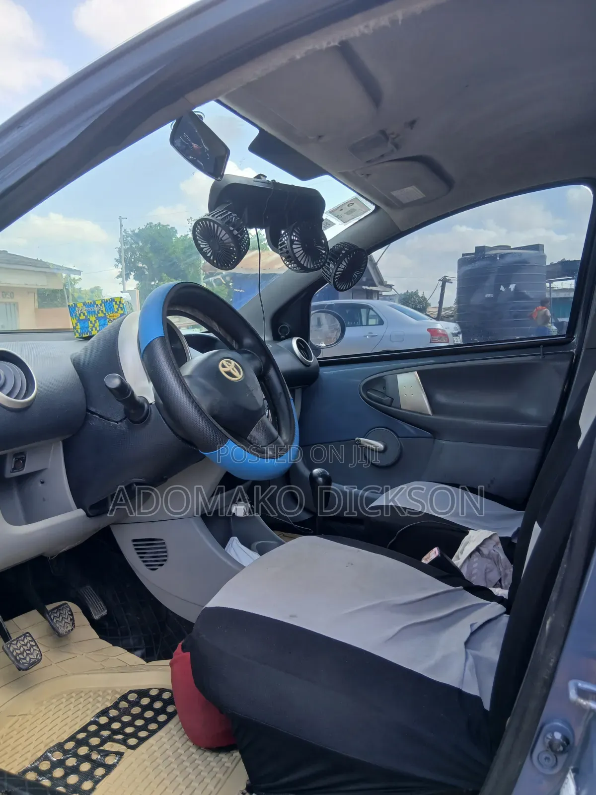 Toyota Aygo 1.0 5-Door 2010 Gray