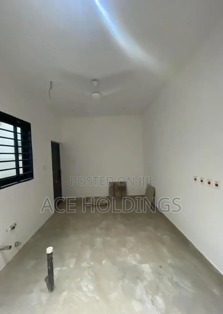 4bdrm House in Oyarifa for sale