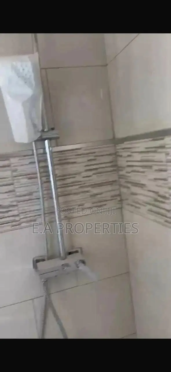 4bdrm House in Ea Properties, A&C Mall Area for sale