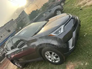 Toyota RAV4 XLE 4dr SUV AWD (2.5L 4cyl 6A) 2018 Gray