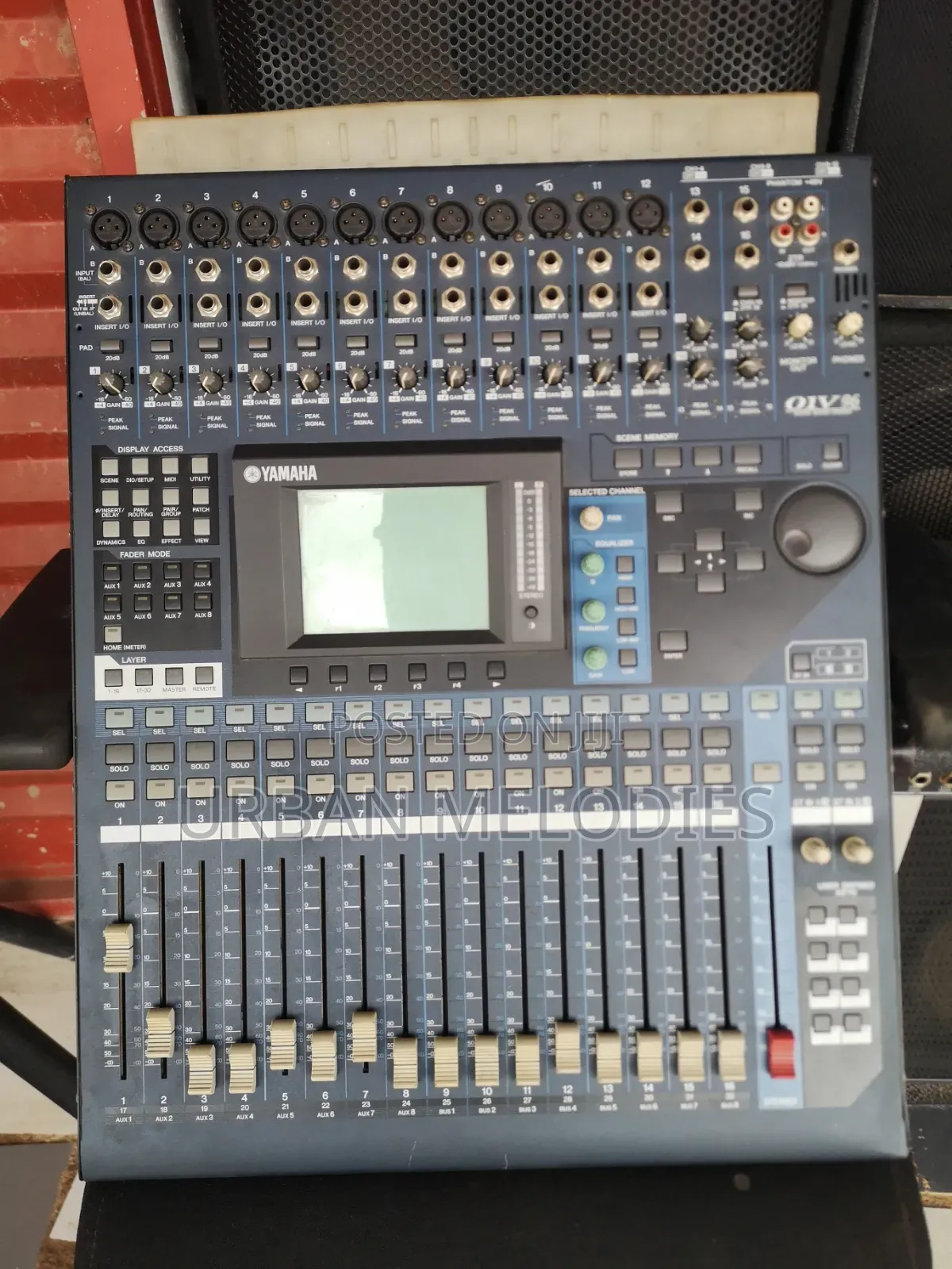 Yamaha 01v96 Digital Mixing Console