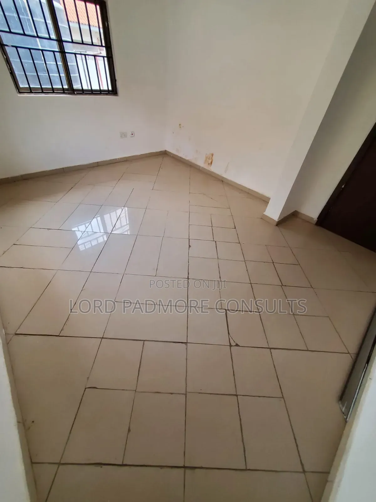 3bdrm House in Eastlegon Hills, School Junction for rent