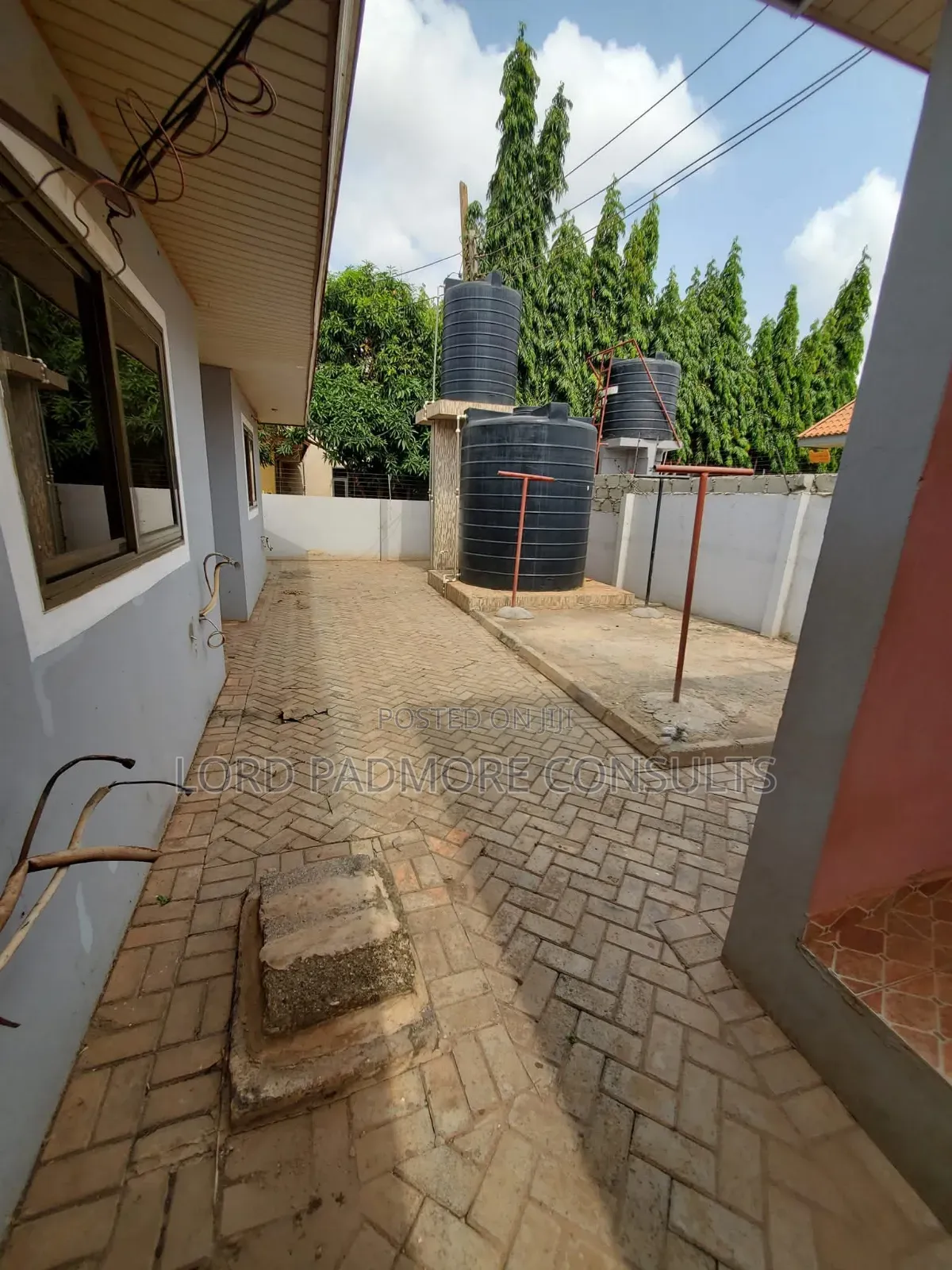 3bdrm House in Eastlegon Hills, School Junction for rent
