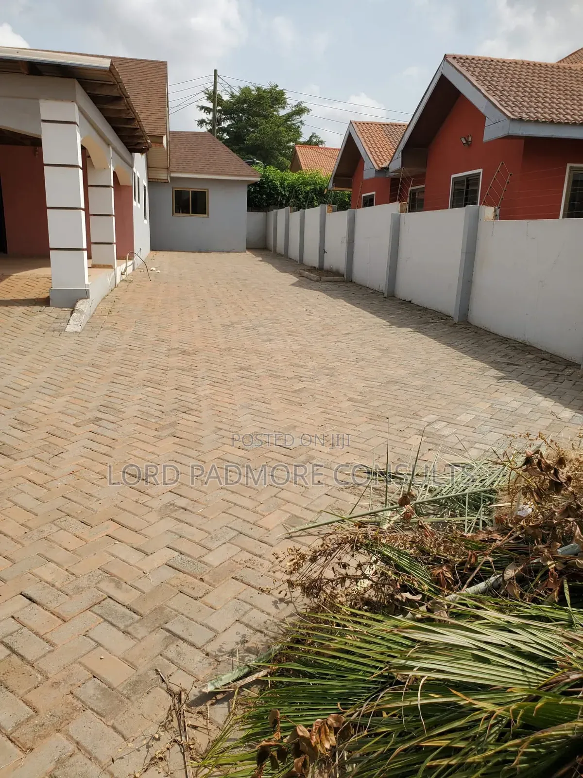 3bdrm House in Eastlegon Hills, School Junction for rent