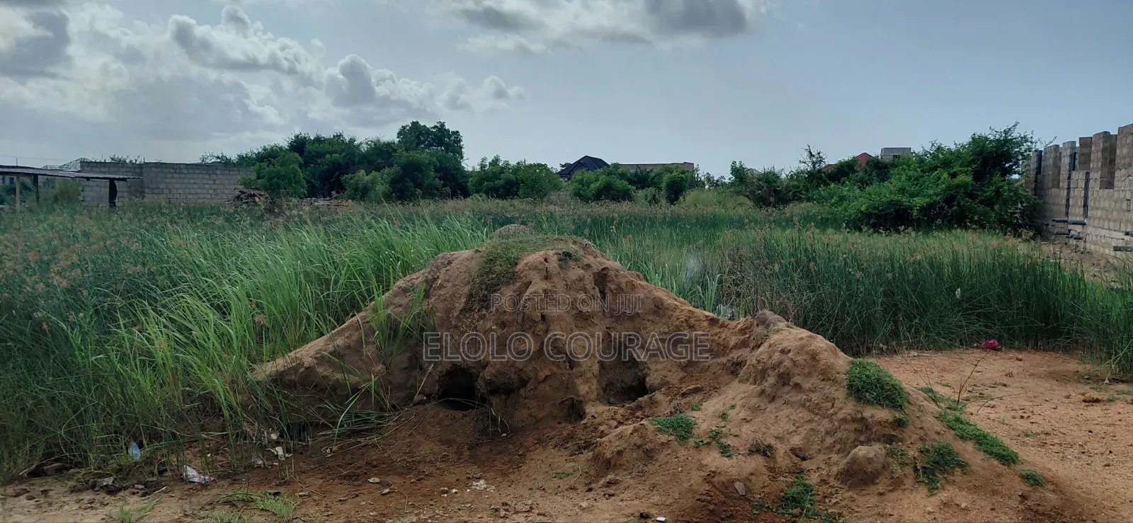 One Plot (1) for Sale at Tetegu