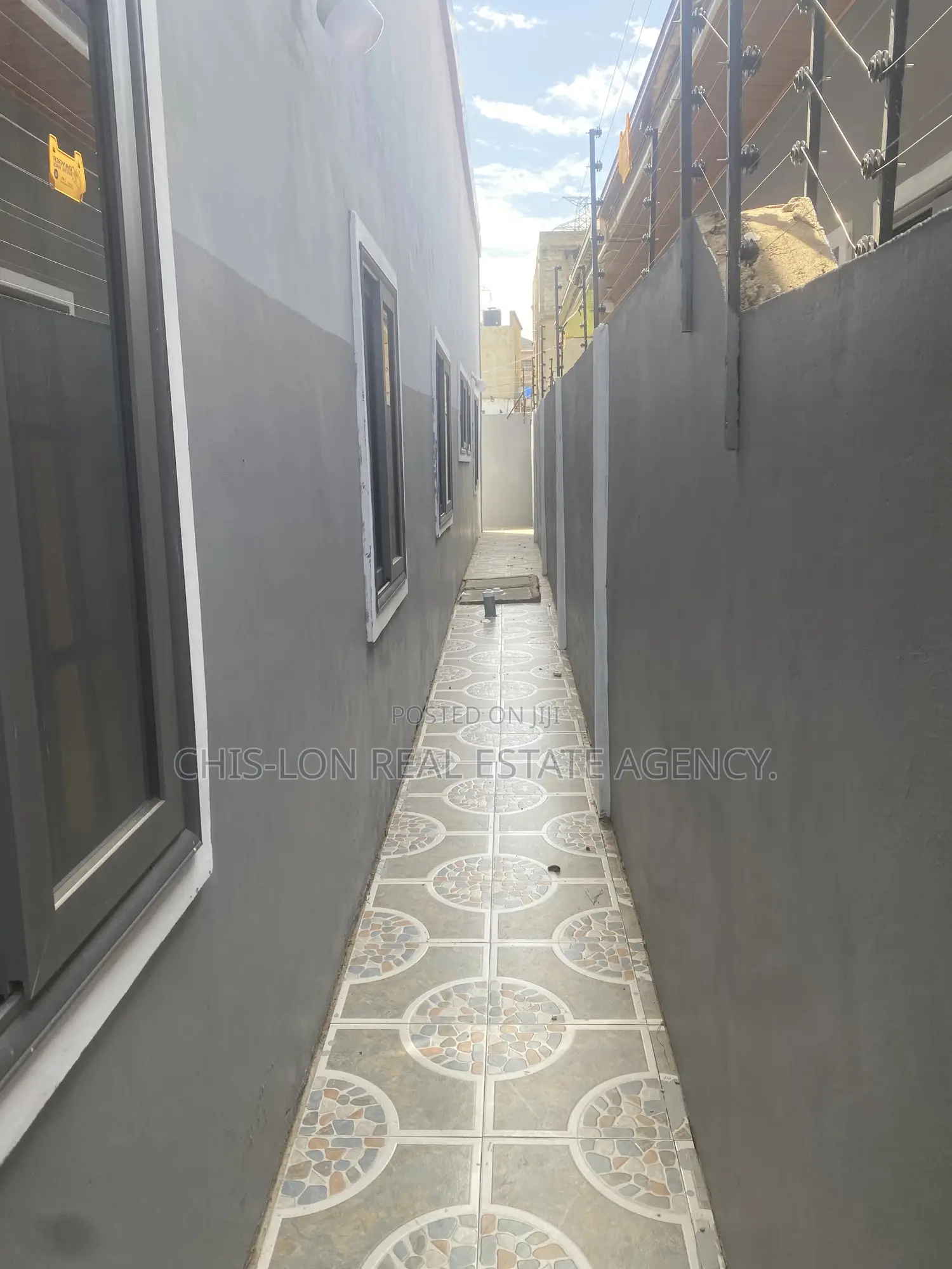 3bdrm House in Kasoa Cp Junction, Opeikuma for rent