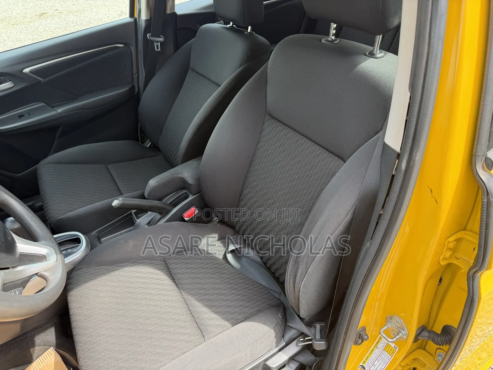 Honda Fit 2019 Yellow