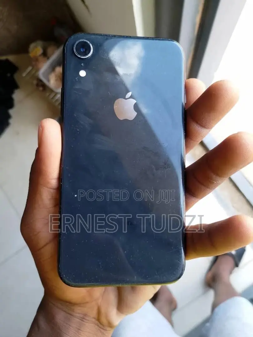 Apple iPhone XR 64 GB Black