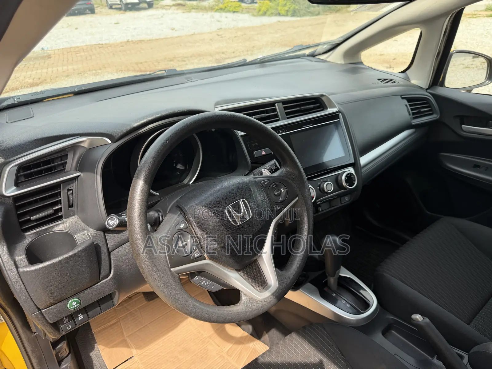 Honda Fit 2019 Yellow